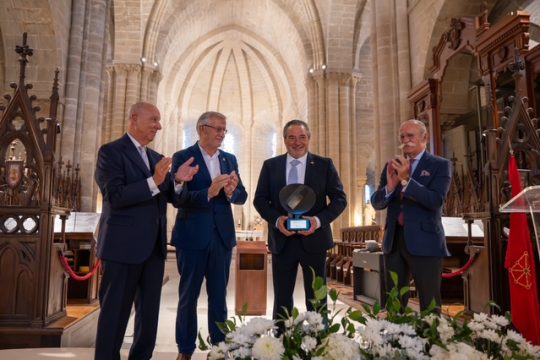 ENTREGA DE PREMIO CAMARA DE COMERCIO 2025