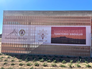 La Comunidad de Bardenas Reales culmina las obras de dos nuevos centros de información y dinamización turística en las puertas norte y sur del territorio bardenero